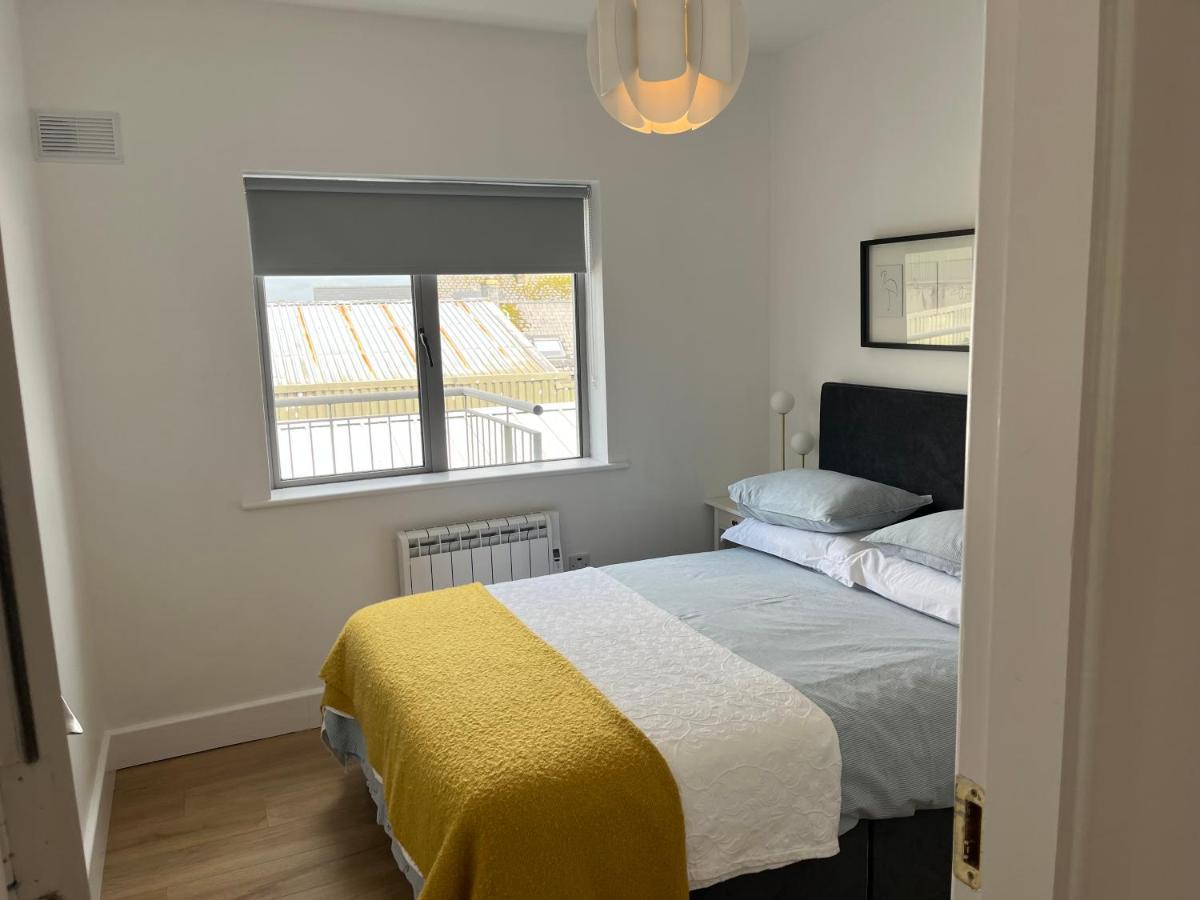 2 Bedroom Apartment Central Town Location Enniscorthy Exterior foto